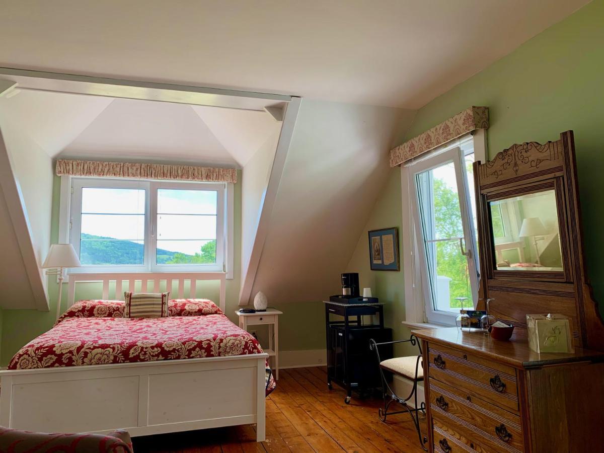 Broadwater Inn & Cottages Baddeck Inlet Exteriör bild
