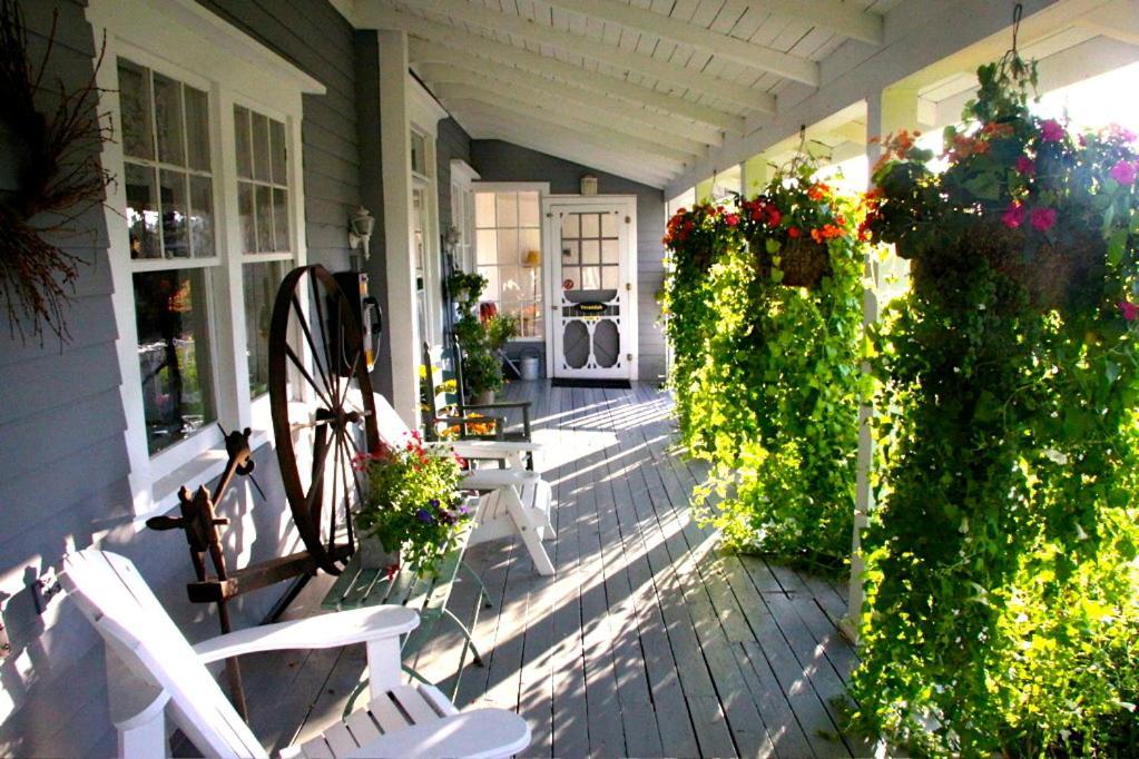 Broadwater Inn & Cottages Baddeck Inlet Exteriör bild